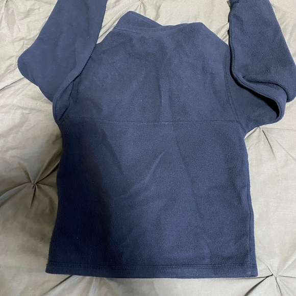 The NorthFace blue half up sweater size 6 boy (xs). Like new - Picture 4 of 4